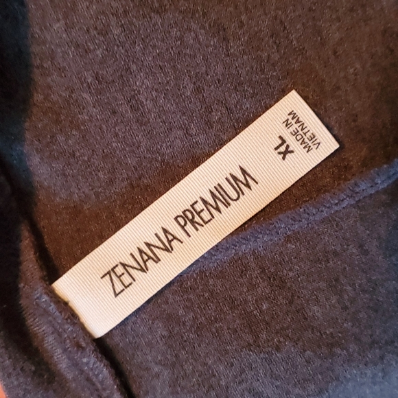 Tank top - Picture 2 of 2